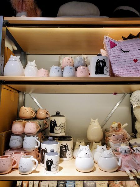 a cute store display in Aquis Plaza