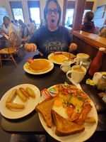 Whitehouse Bakery breakfast