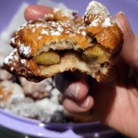 apple beignet